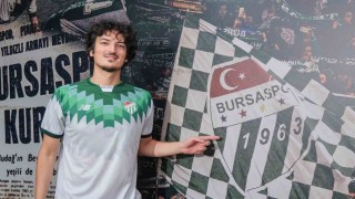 Bursasporda Furkan Emre Ünver ile sözleşme yenilendi