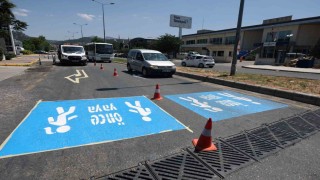 Büyükşehir 5 ayda 260 kilometre yol çizgisini tamamladı