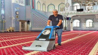 Büyükşehir ekipleri bayram öncesi camileri temizledi