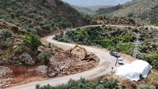 Büyükşehir, Karahayıttaki yol çalışmalarına devam ediyor