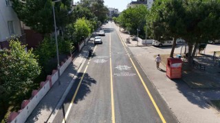 Büyükşehir, yol yapım ve yenileme çalışmalarına ara vermiyor