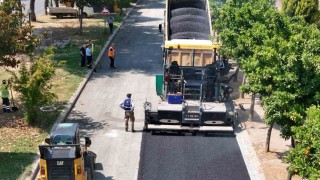 Büyükşehirin yol çalışmaları devam ediyor