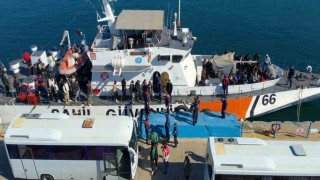 Çanakkalede göçmen kaçakçılığı operasyonuna 23 tutuklama