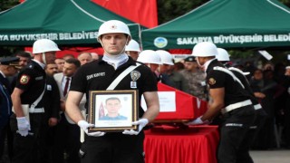 Çankırıdaki kazada hayatını kaybeden polis özel harekat kursiyeri Sakaryada defnedildi