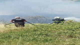 Çaycumada örtü yangını korkuttu