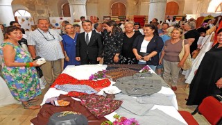 Çeşme Halk Eğitim Merkezinden yıl sonu sergisi