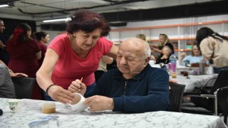 Çini Sanatıyla Nesiller Buluşuyor etkinliği