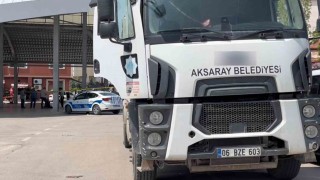Çöp kamyonunun altında can verdi