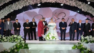 Çorumdaki düğün ünlüler geçidine sahne oldu