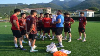 Denizli İdmanyurdunun gençleri de şampiyonluk istiyor