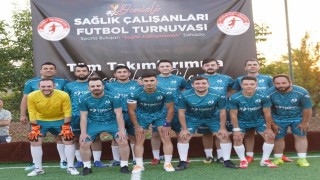 Denizli Tekdenden Sağlık Çalışanları Futbol Turnuvasına farklı başlangıç