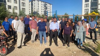 Depremzede site sakinlerinden ifraz tepkisi
