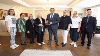 Devlet hastanesine 8 ritim kolter cihazı bağışladı