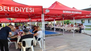 Devrek Kaymakamı Evlice, huzurevi sakinleriyle vedalaştı
