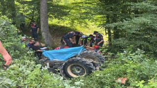 Devrilen traktörün altında kalan kadın hayatını kaybetti