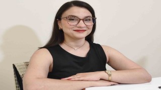 Diyetisyen Selva Oturakçıiboğil: Aşırı gıda tüketimi sindirim sorunlarına yol açabilir