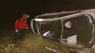 Dursunbeyde otomobil şarampole uçtu: 1 ölü, 1 yaralı
