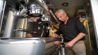 Edirnede kafe işletmecisinin duyarlılığı, yaşlı kadını dolandırılmaktan kurtardı