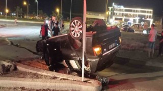 Edremit Zeytinlide akıllı kavşakta kaza: 2 kişi yaralandı