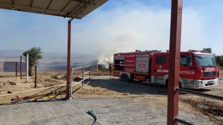 Edremitte besi çiftliğinde yangın paniği