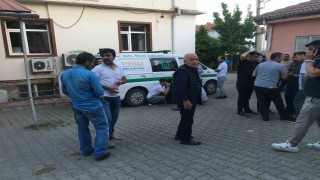 Elazığda 15 yaşındaki çocuk babasını öldürdü, annesini ağır yaraladı