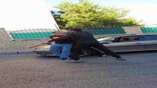 Elazığda baltalı-sopalı yol verme kavgası kamerada