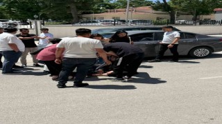 Elazığda otomobilin çarptığı yaya yaralandı