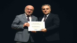 ERÜde 2024 Yılı Araştırma Performansı Değerlendirme Toplantısı ve Ödül Töreni düzenlendi