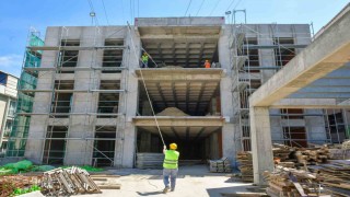 Esenyurtta Mahalle Konağının yüzde 75i tamamlandı