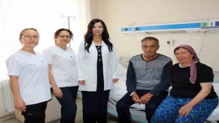 Felçli geldiği hastaneden yürüyerek çıktı