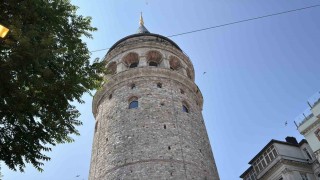 Galata Kulesinden düşen 22 yaşındaki genç hayatını kaybetti