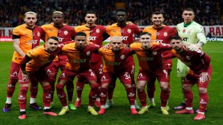 Galatasarayda goller 17 farklı futbolcudan geldi