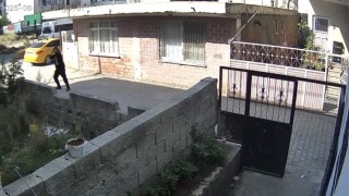 Gasp ettikleri taksiyle gittikleri adrese kurşun yağdırdılar