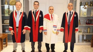 GAÜN’de Yeni Doçentler Cübbelerini Giydi