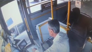 Gaziantepte otobüs şoförüne direksiyon başında silahlı saldırı: O anlar kamerada