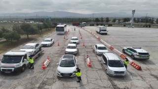 Gaziantepte otoyolda kural ihlali yapan 99 araca 178 bin TL ceza