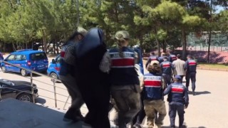 Gaziantepte sahte-çek senet-nitelikli dolandırıcılık çetesine şafak operasyonu: 5 gözaltı