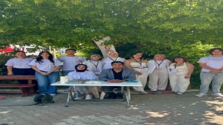 Gediz Sağlık Hizmetleri MYO öğrencileri bilgisiyle ödül kazandı