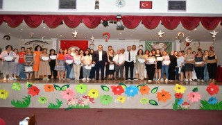 Girişimcilik ve e-ticareti ‘Kadın Işığını Yansıtır projesiyle öğrendiler