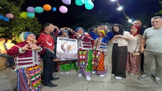 Gördeste Yörüklerin geleneksel düğünü renkli görüntülere sahne oldu