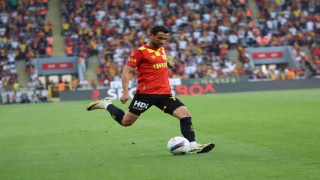 Göztepe, Ogün Bayrakın sözleşmesini uzattı