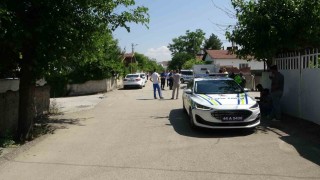 Hafif ticari araç ile otomobil çarpıştı: 4 yaralı