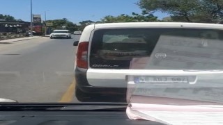 Hasta taşıyan ambulansa yol vermeyince gözaltına alındı