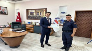 Hisarcık Kaymakamı Bahardan, İlçe Jandarma Komutanı Korkut ve personele başarı belgesi