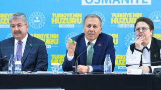 Bakan Yerlikaya Osmaniye’de “Türkiye’nin Huzuru” Toplantısına Katıldı