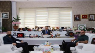 İHAdan Rektör Gürele hayırlı olsun ziyareti