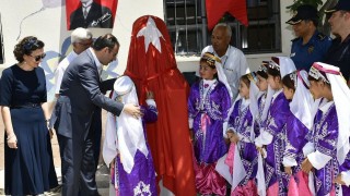 İlçede Atatürk Büstü Açılışı ve Bisiklet Dağıtımı Gerçekleştirildi