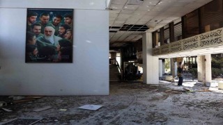 İran Radyo ve Televizyon Kurumunda İsrail saldırısının yol açtığı hasar görüntülendi