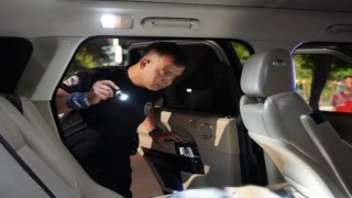 Ispartada gece yapılan denetimde kurusıkı tabanca ele geçirildi