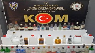 Ispartada kaçak alkol operasyonu: 27 litre kaçak içki ele geçirildi